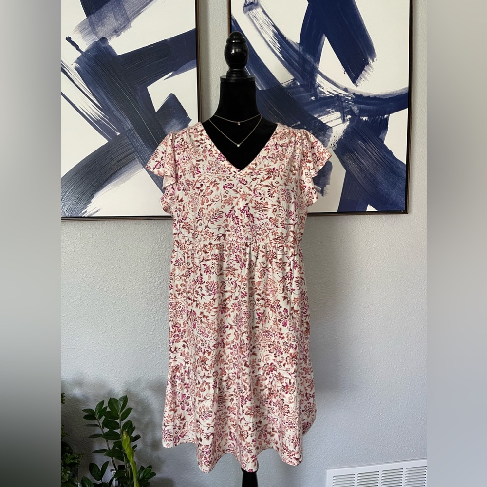 New spring maternity dress